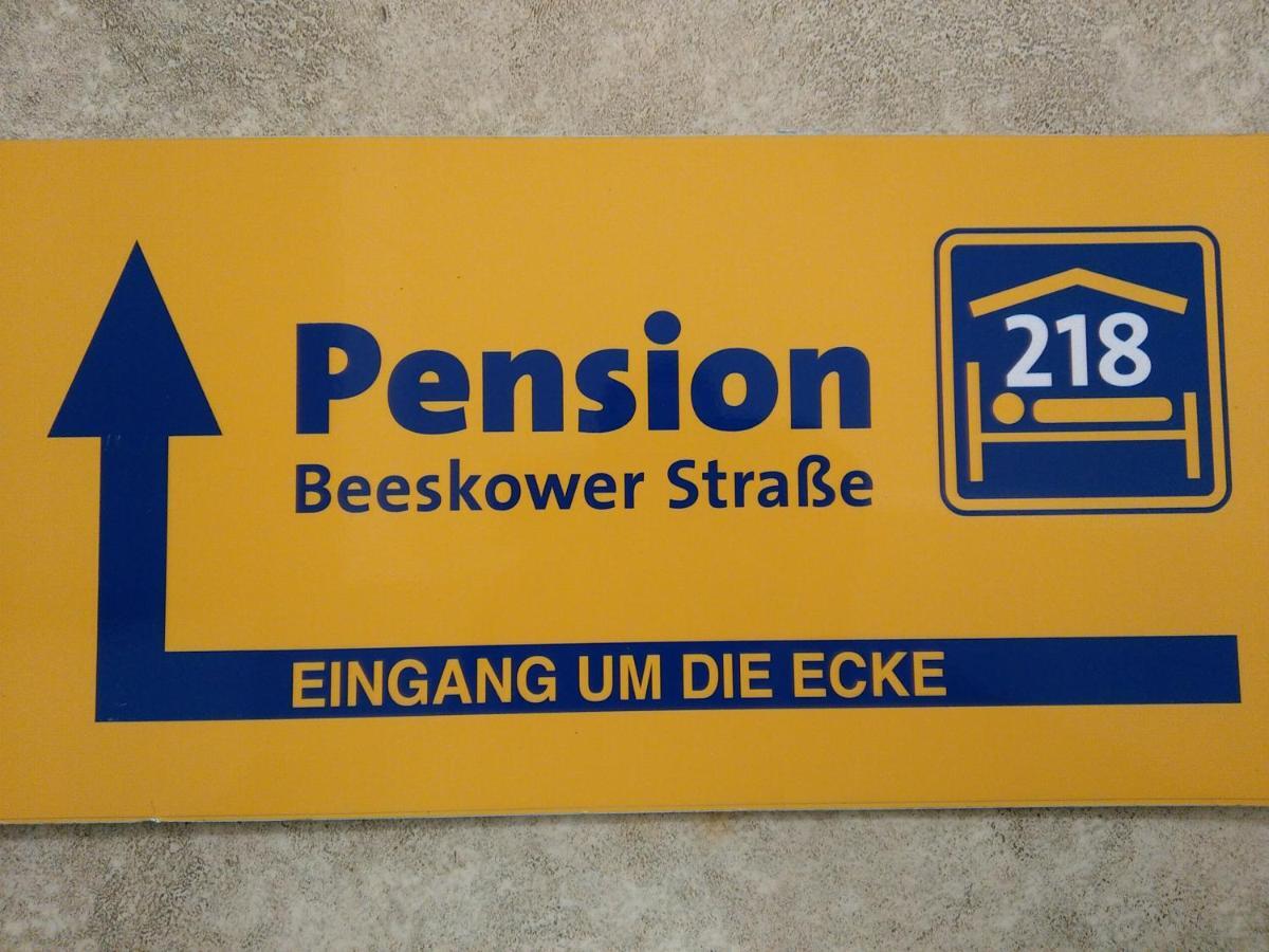 Zimmervermietung Schoenfliesser Stuben Auch Fuer Monteure Eisenhuettenstadt Exterior photo
